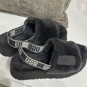 UGG Fluffy Dark Gray Slide Sandals